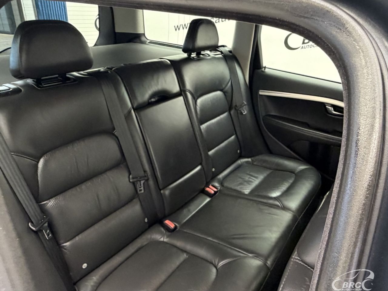 Volvo V70 | 10