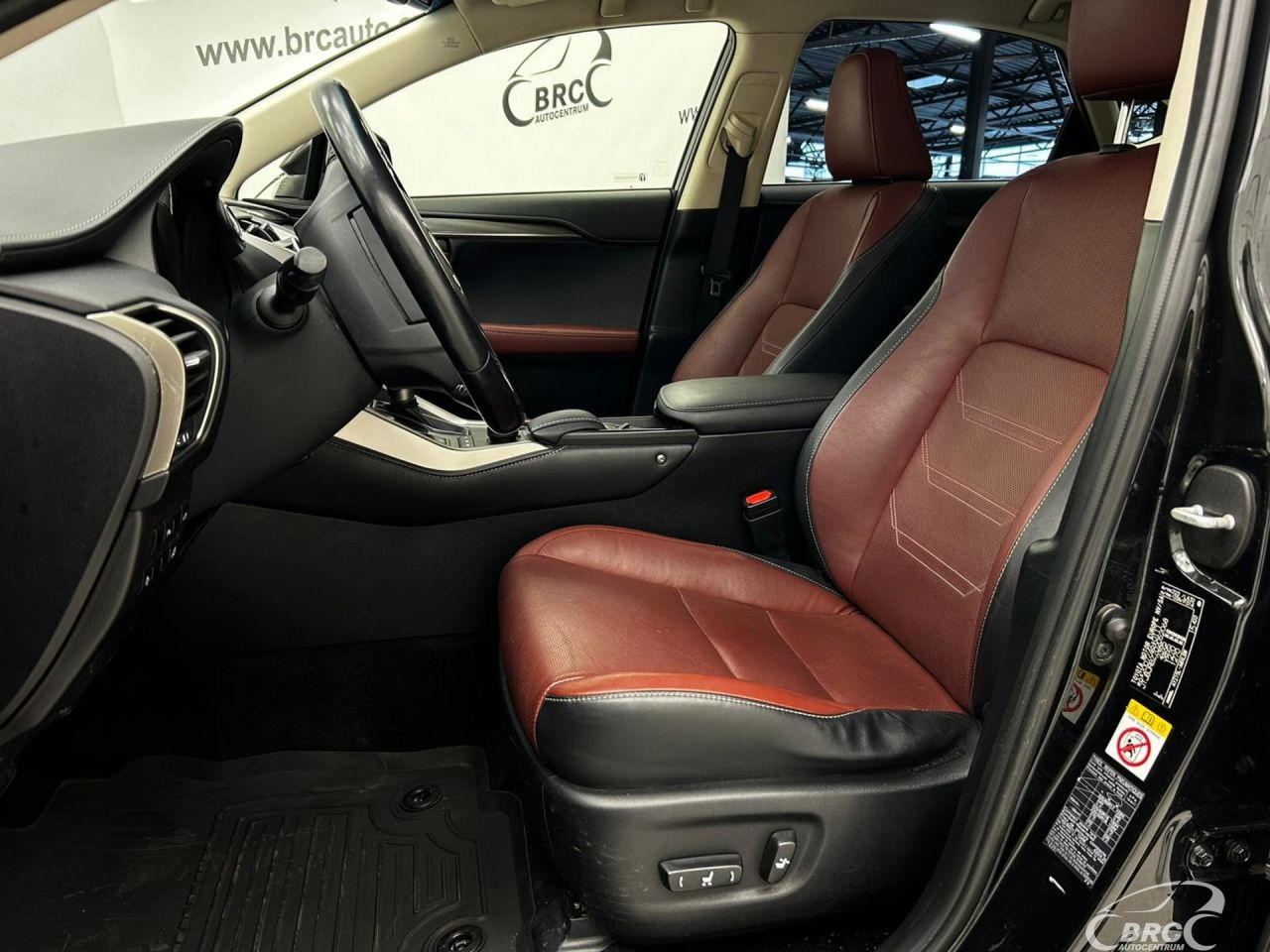 Lexus NX 300h | 3