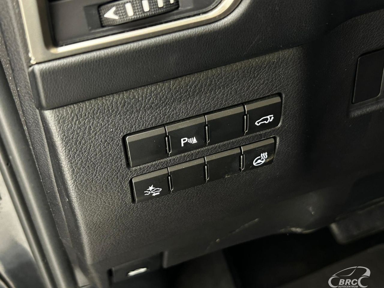 Lexus NX 300h | 11