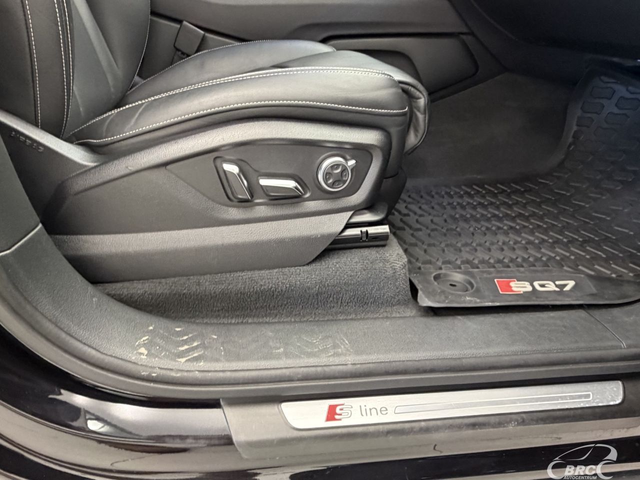 Audi Q7 | 5
