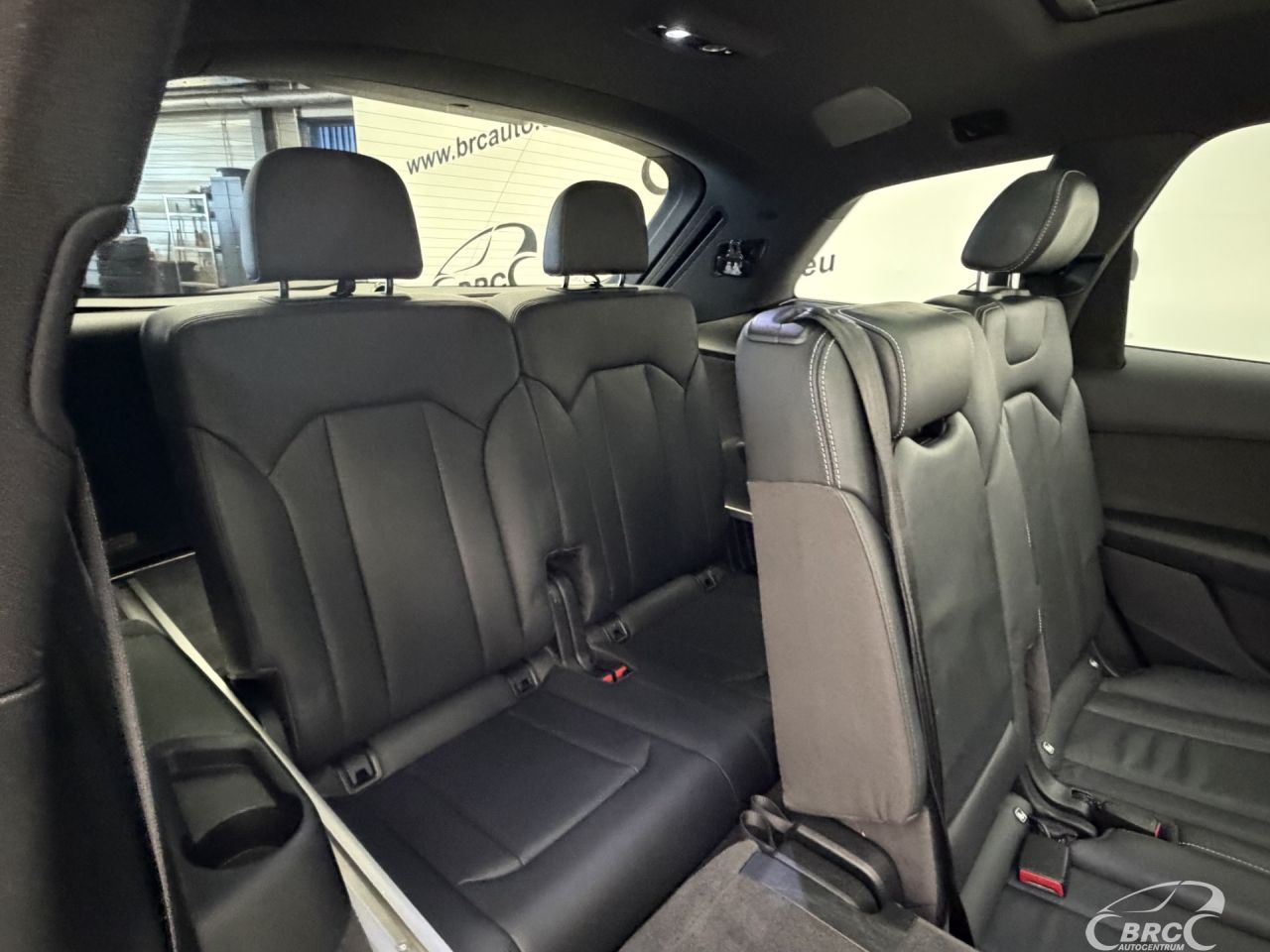 Audi Q7 | 14