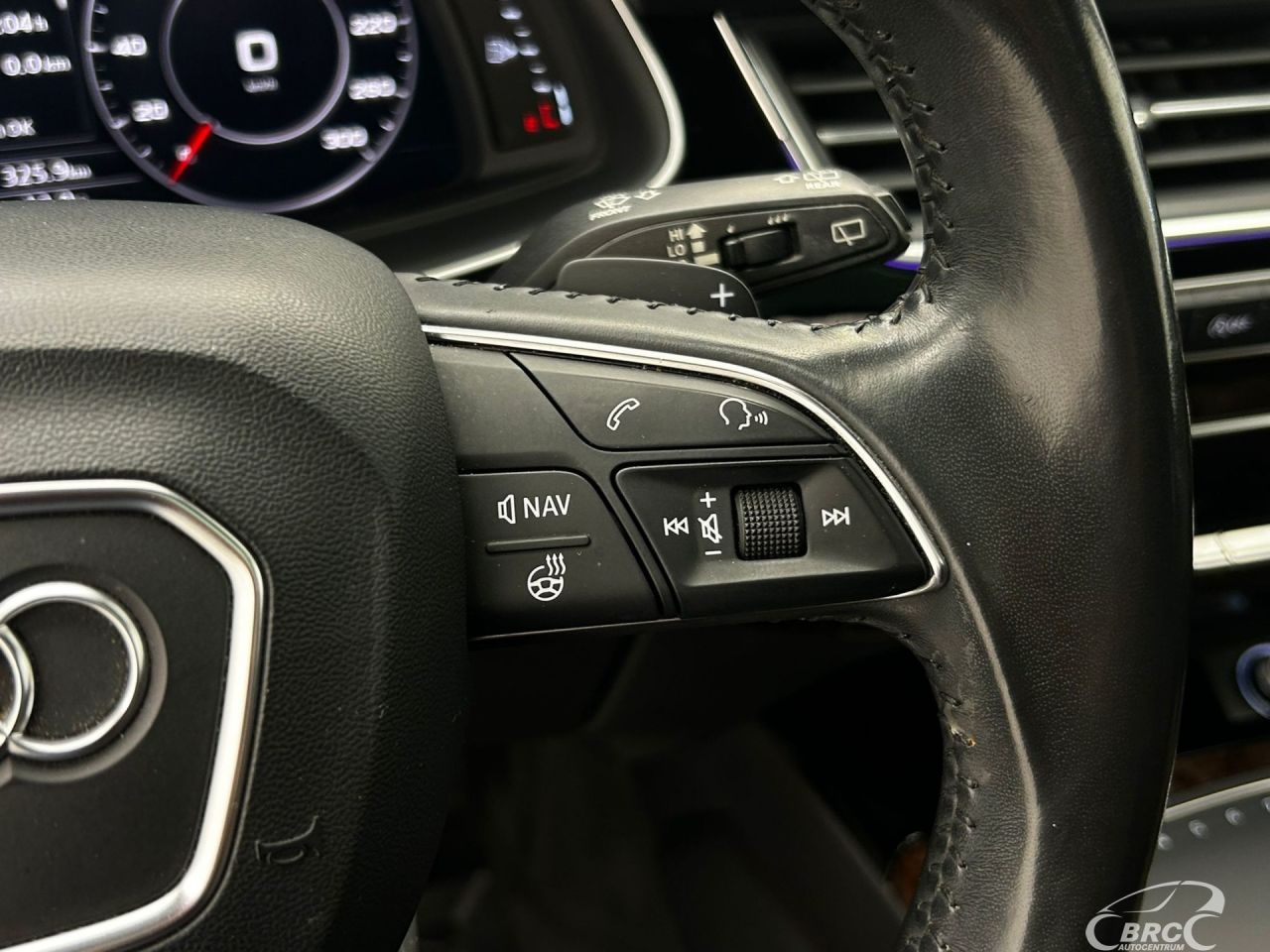 Audi Q7 | 15