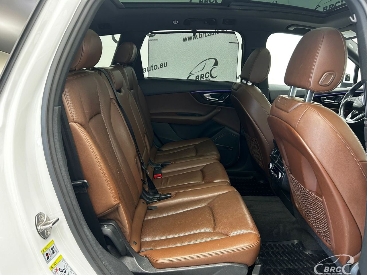 Audi Q7 | 8