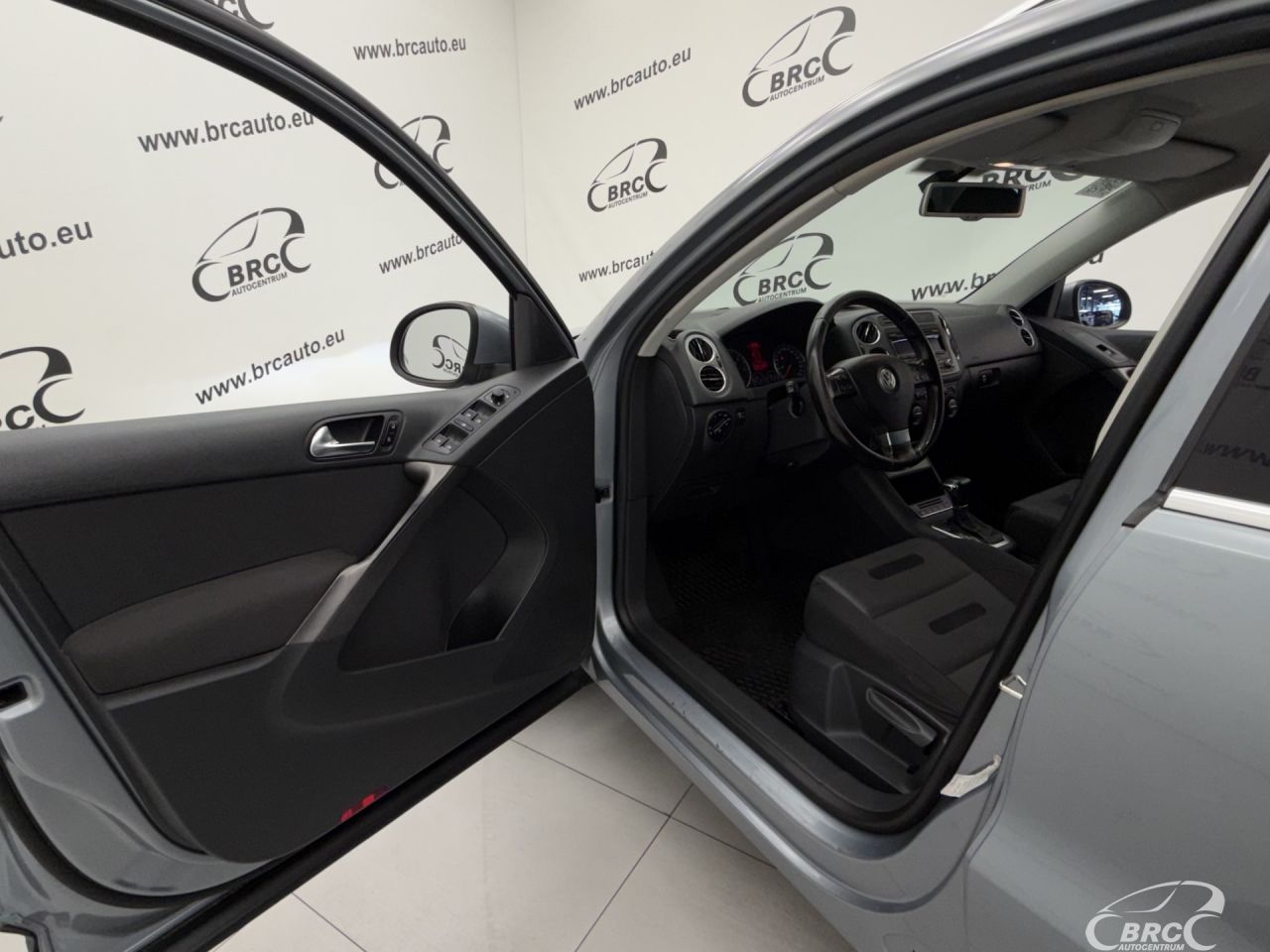 Volkswagen Tiguan | 17