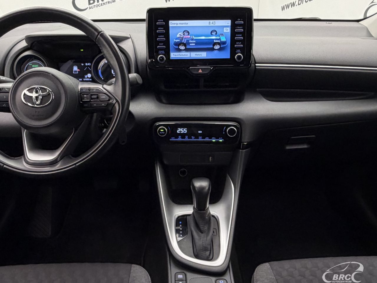 Toyota Yaris | 13
