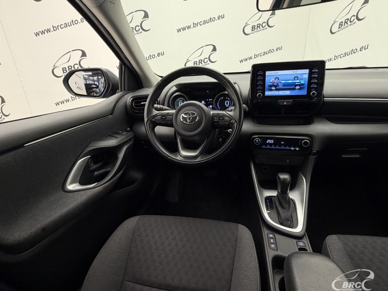 Toyota Yaris | 12