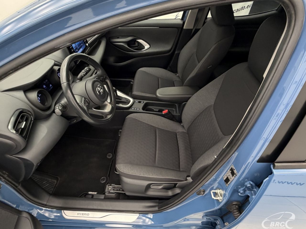 Toyota Yaris | 19