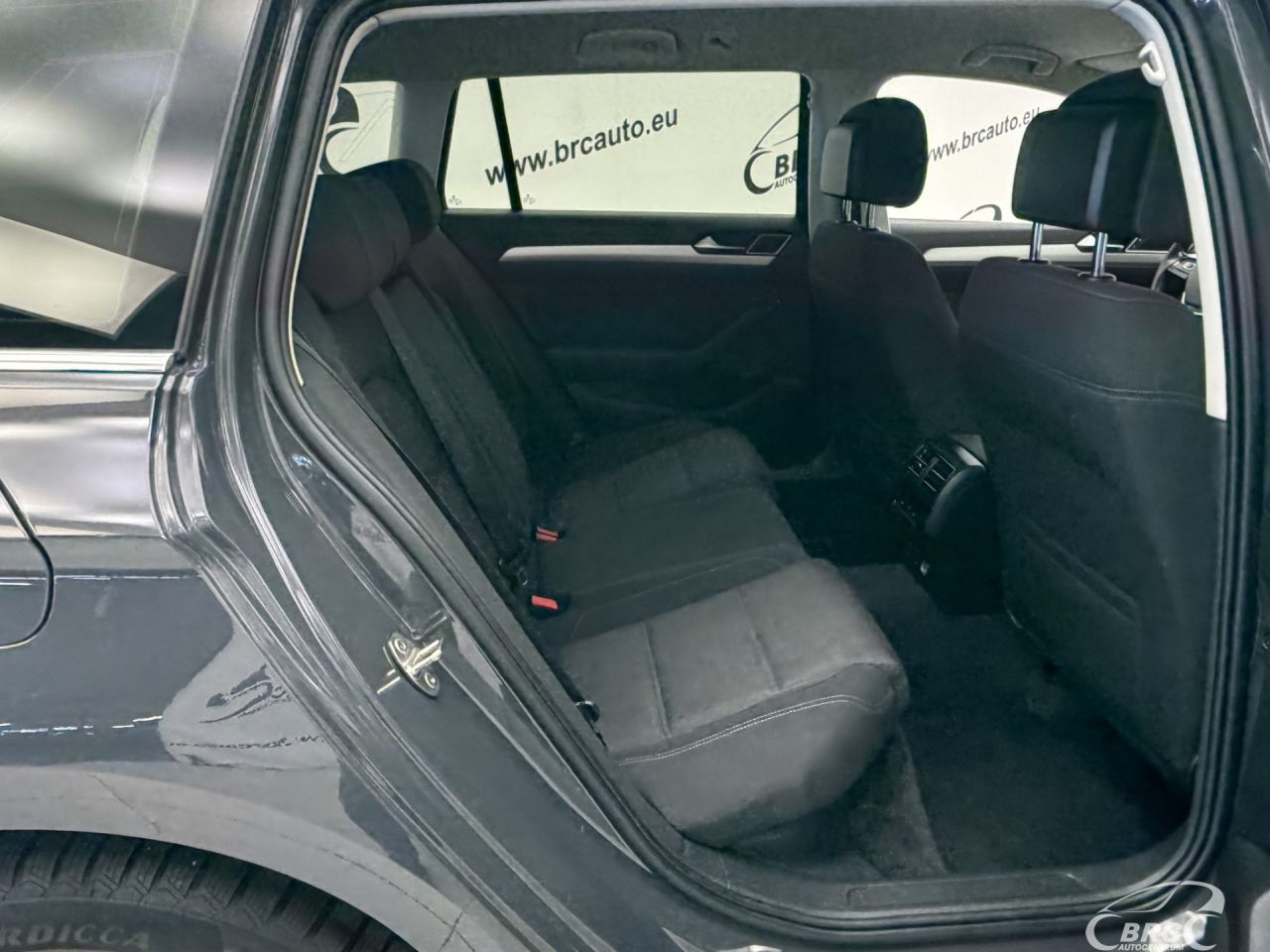 Volkswagen Passat | 8
