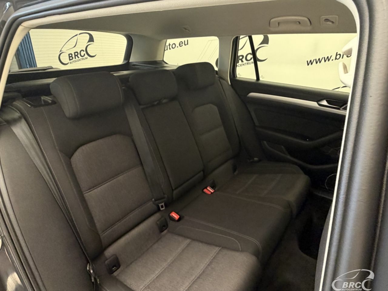 Volkswagen Passat | 10