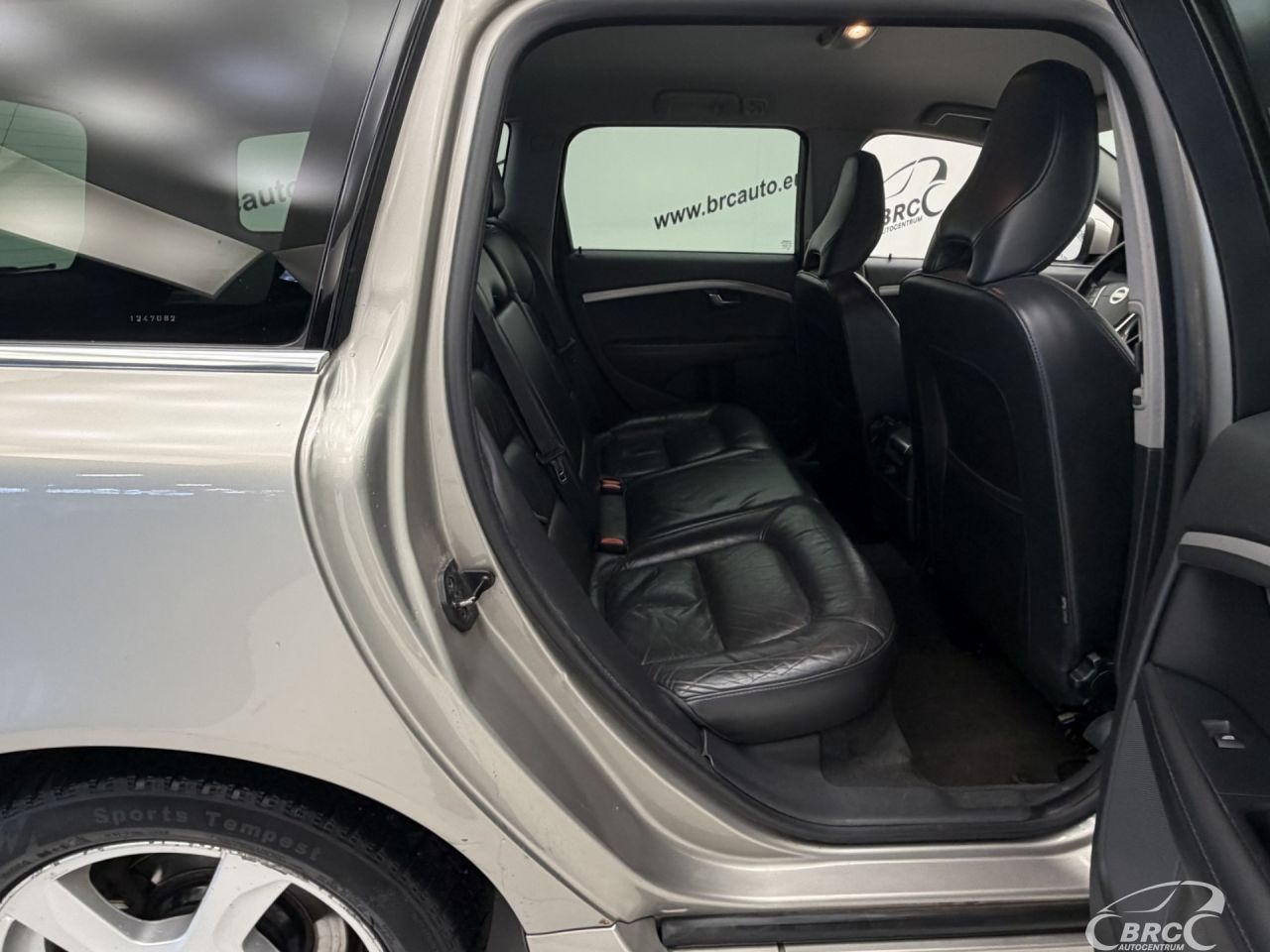 Volvo V70 | 8
