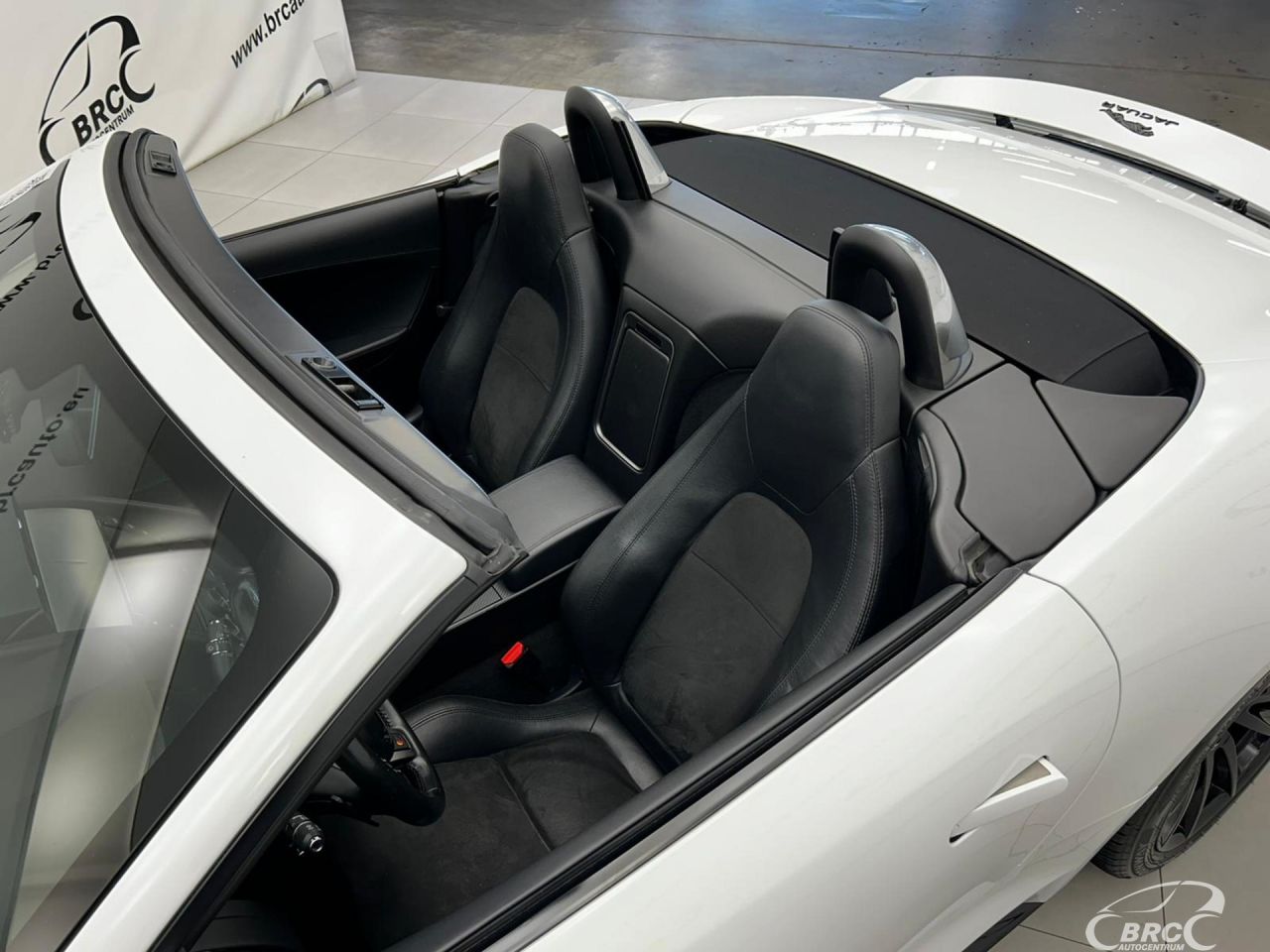 Jaguar F-Type | 10