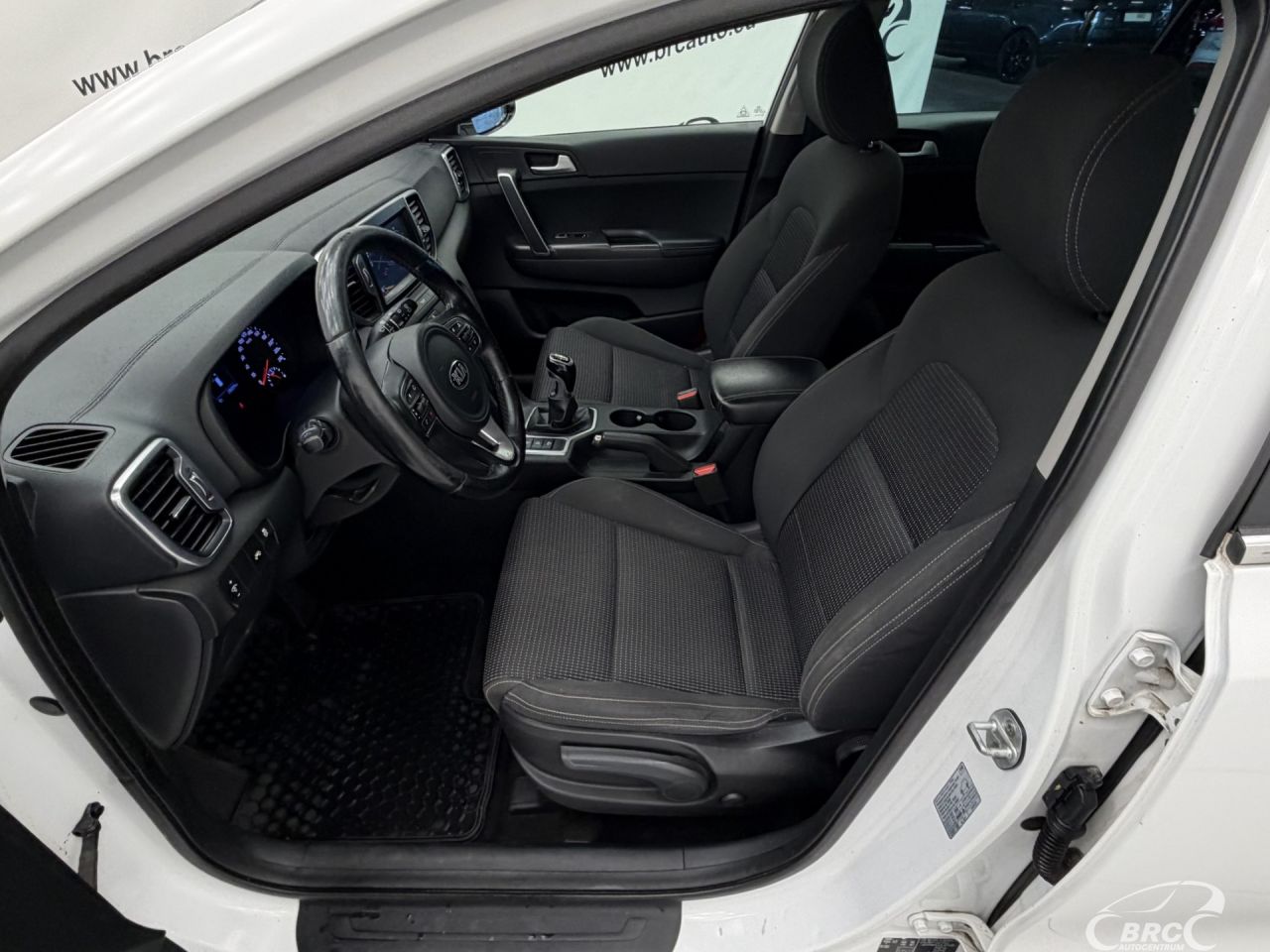 Kia Sportage | 19