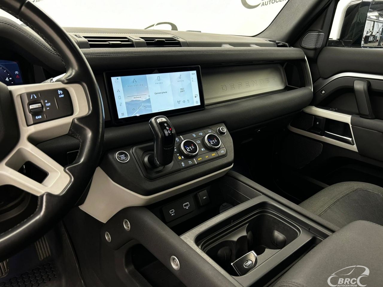 Land Rover Defender | 15
