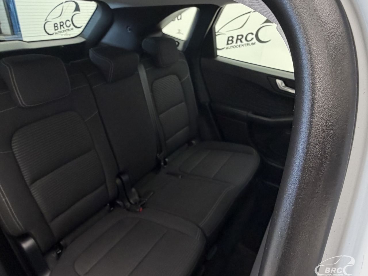 Ford Kuga | 10