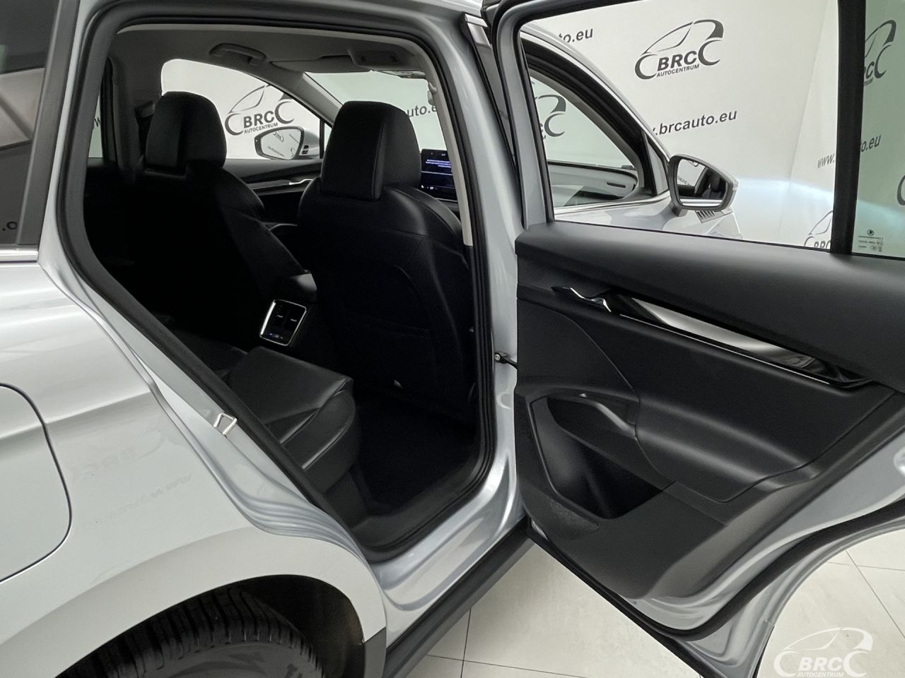 Skoda Enyaq | 12