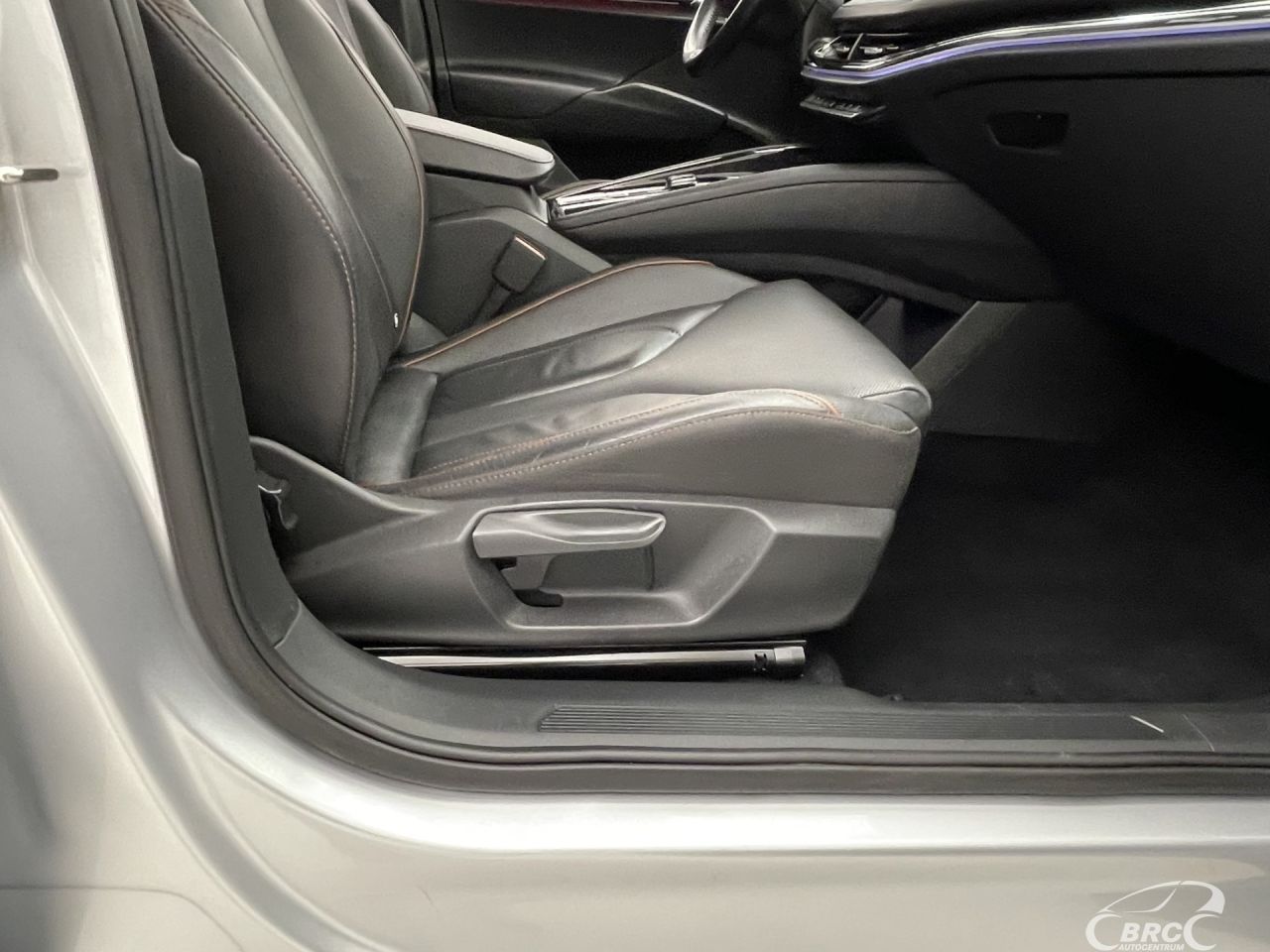 Skoda Enyaq | 5