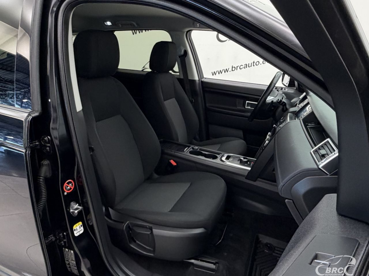 Land Rover Discovery | 6