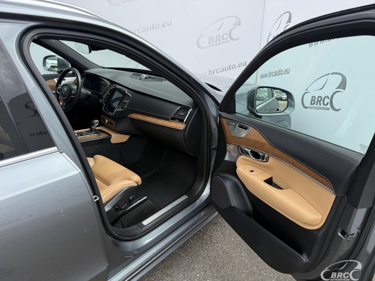 Volvo XC90 | 5