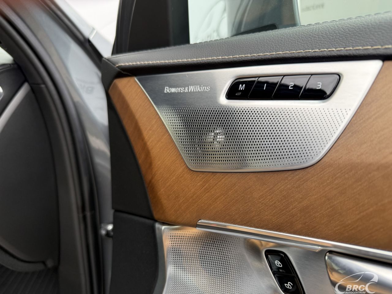 Volvo XC90 | 7