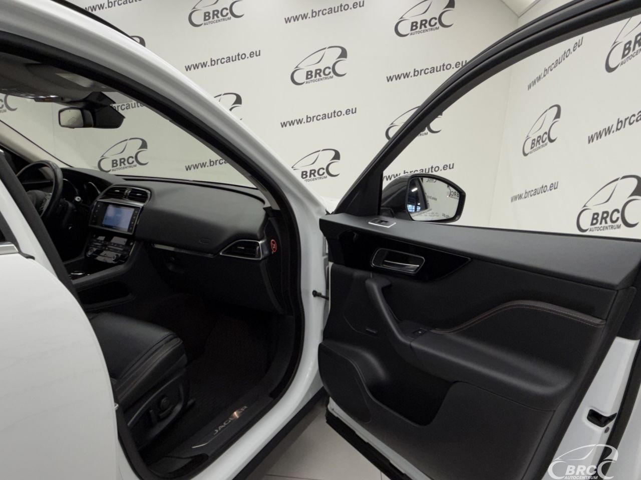 Jaguar F-Pace | 7