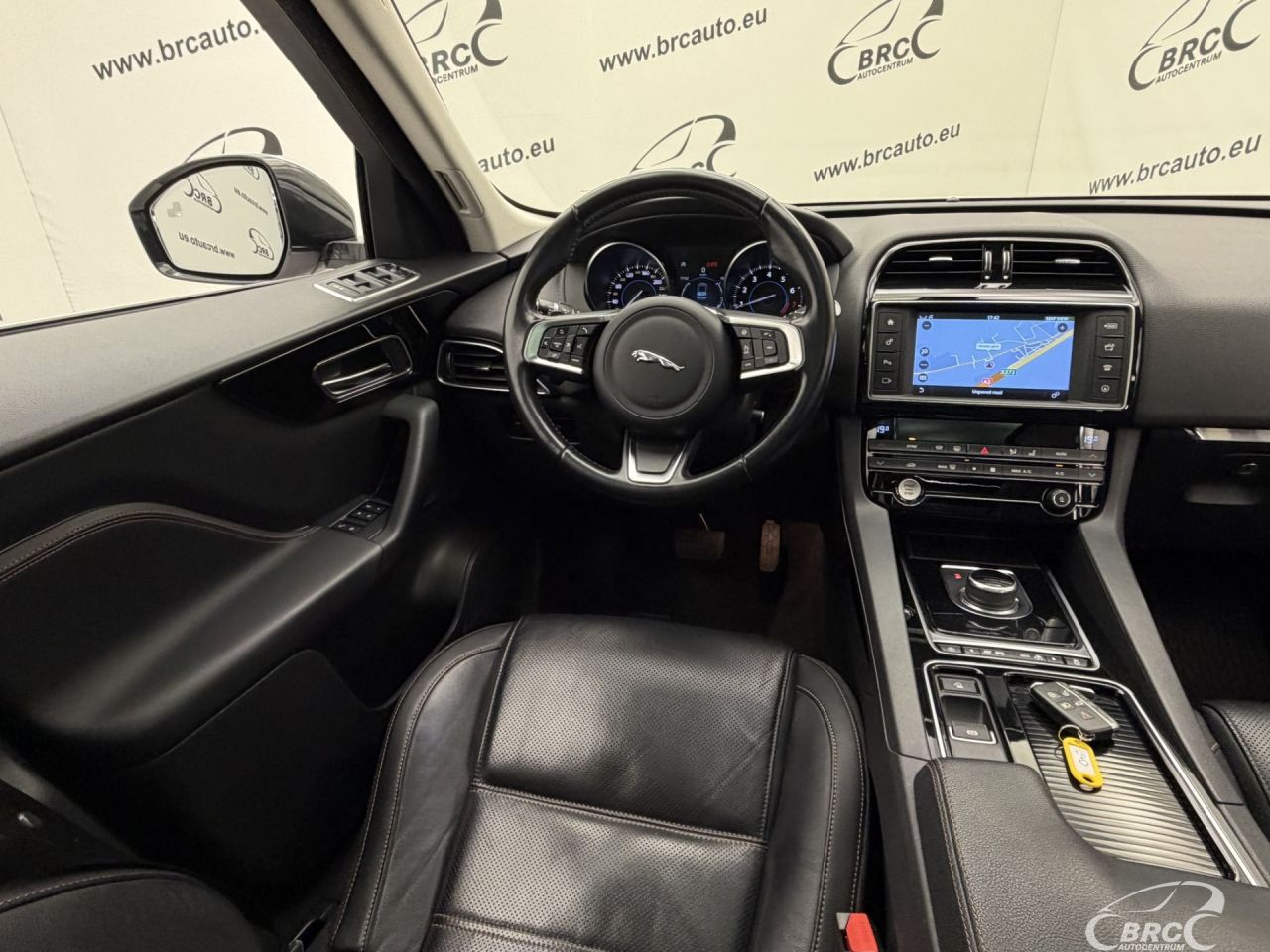 Jaguar F-Pace | 16