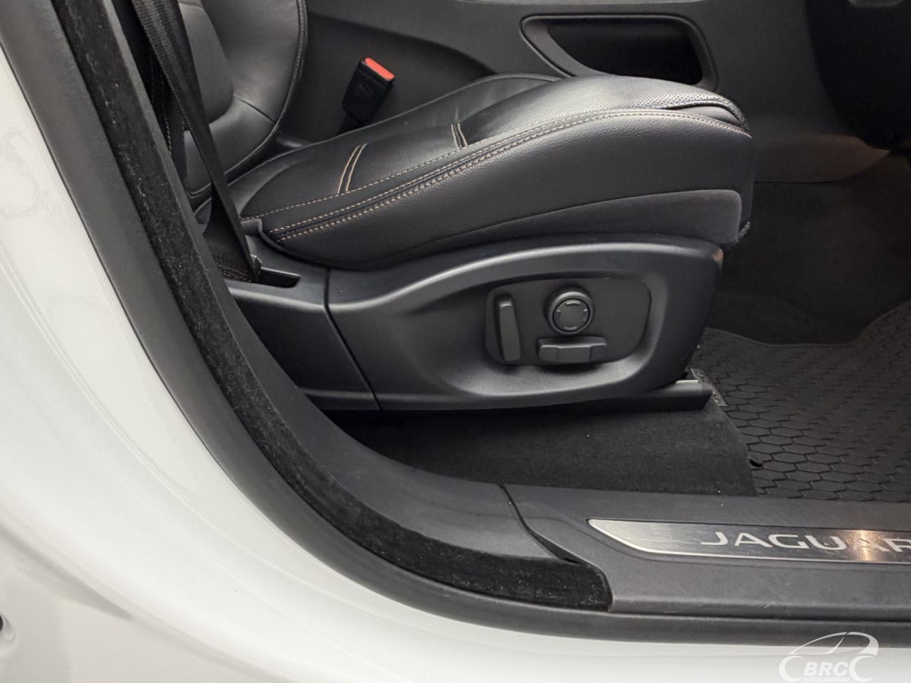Jaguar F-Pace | 5