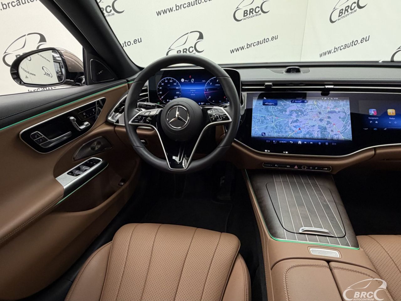 Mercedes-Benz E200 | 16