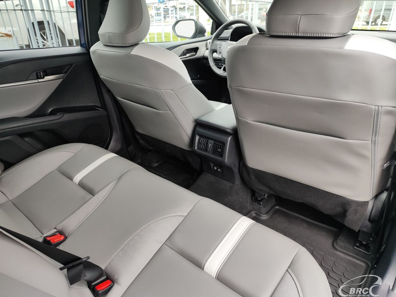 Toyota Camry | 10