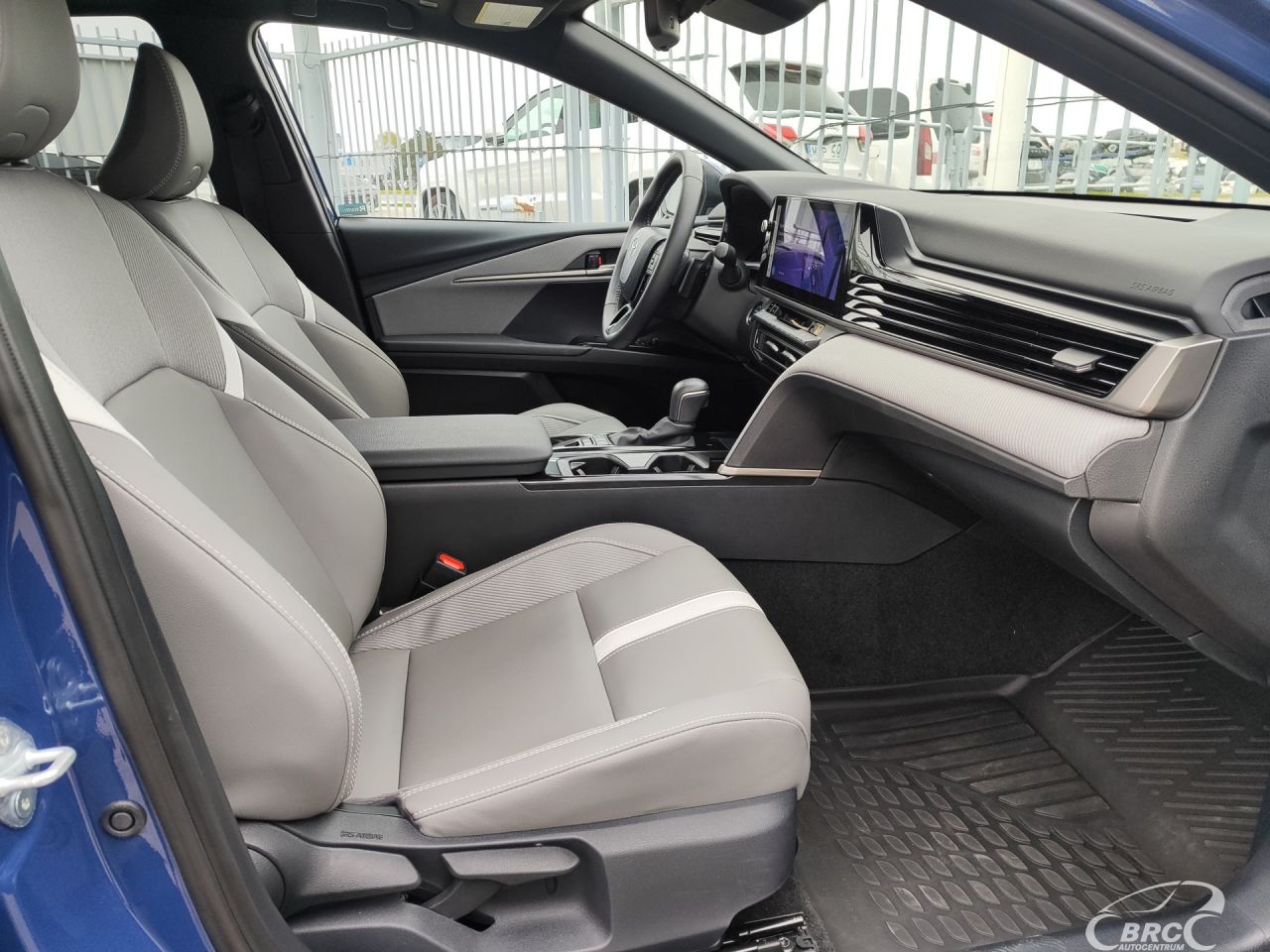 Toyota Camry | 6