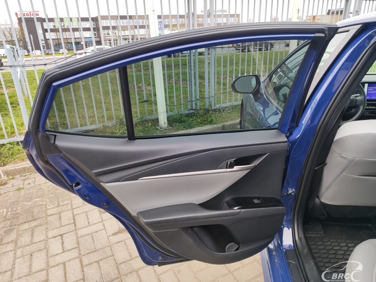 Toyota Camry | 12