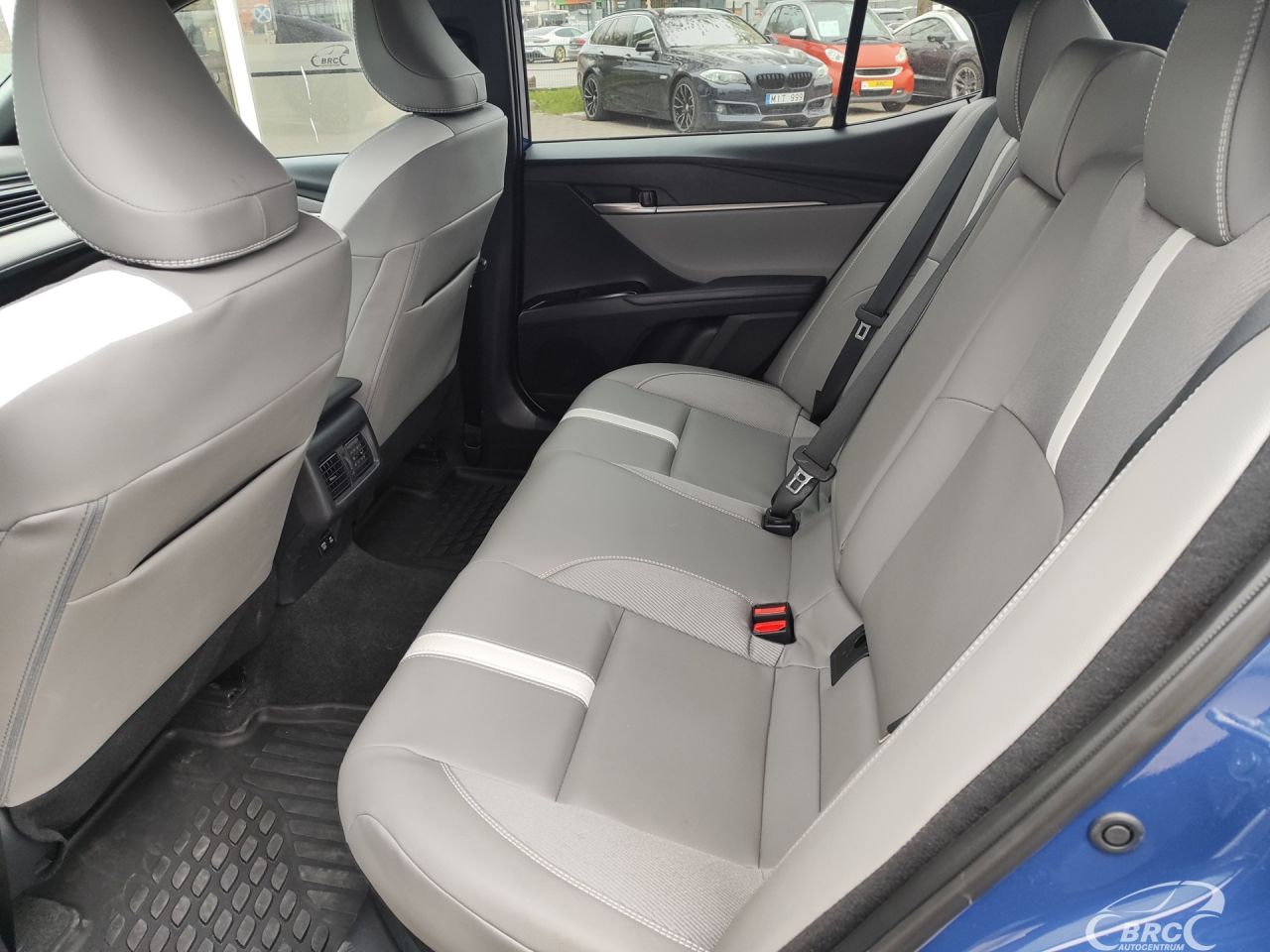 Toyota Camry | 13
