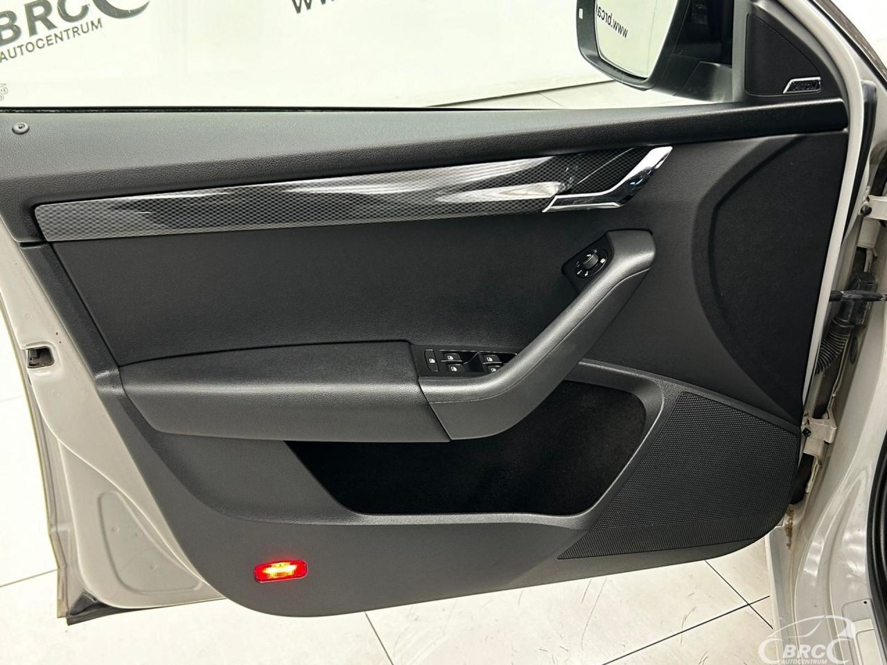 Skoda Octavia | 9