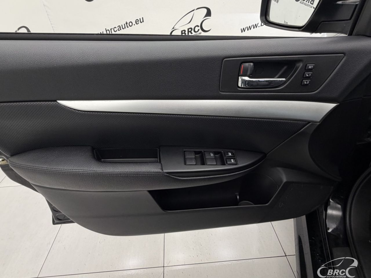 Subaru Legacy | 17