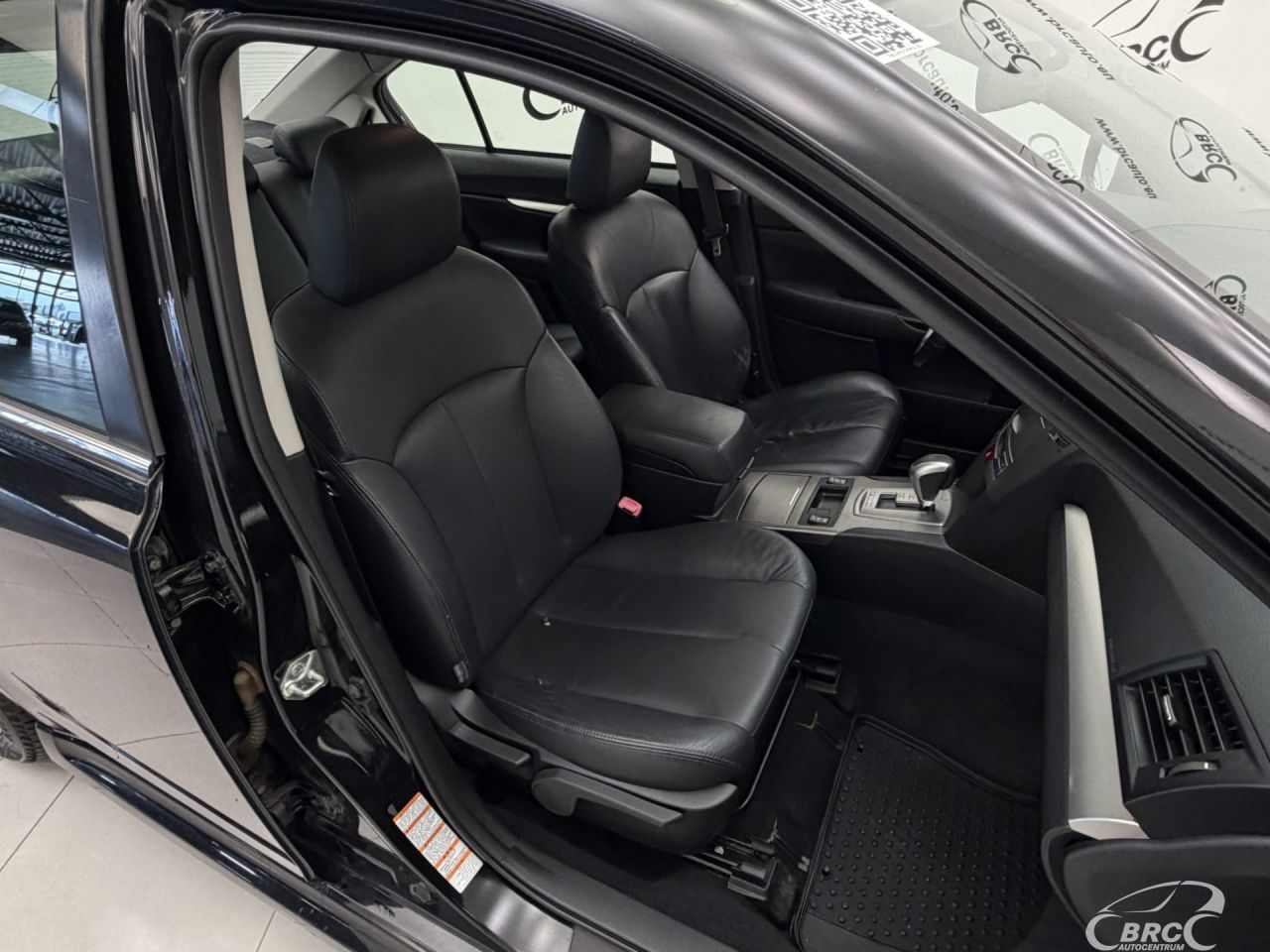 Subaru Legacy | 6