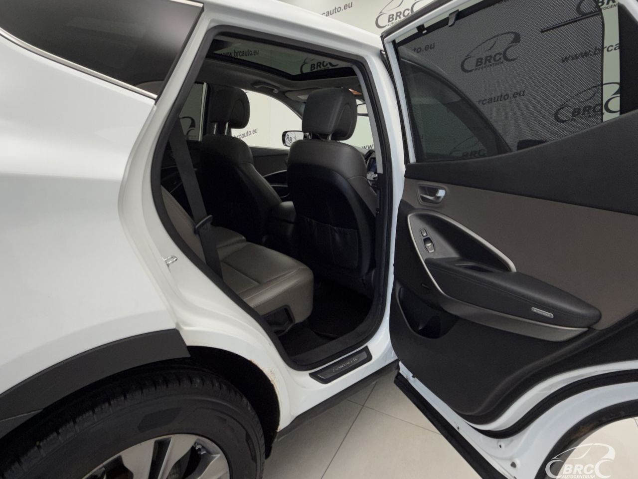 Hyundai Santa Fe | 12