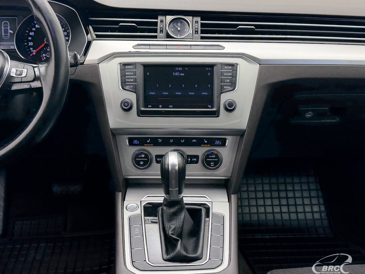 Volkswagen Passat | 15