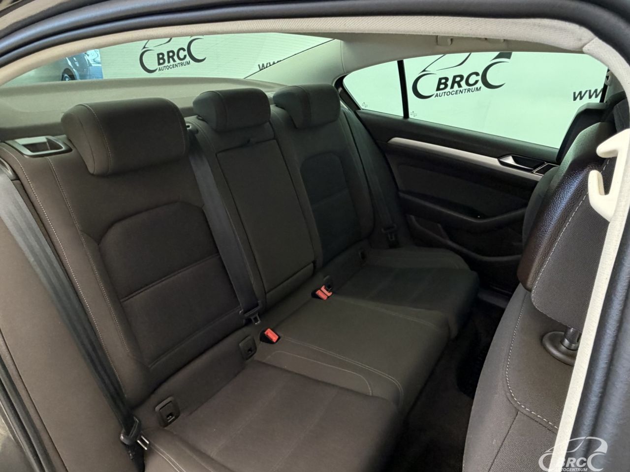 Volkswagen Passat | 10