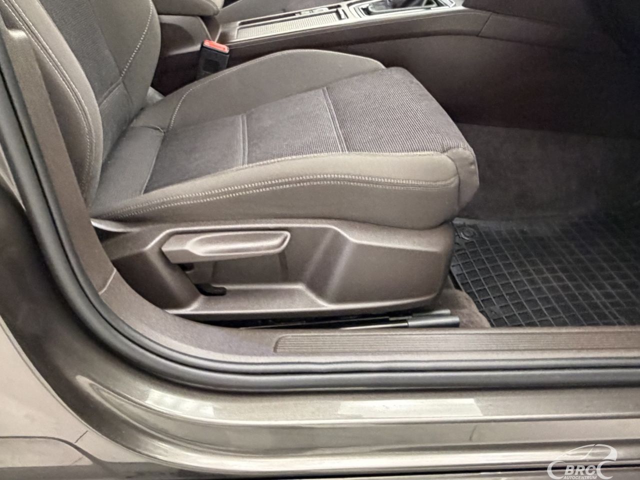 Volkswagen Passat | 5