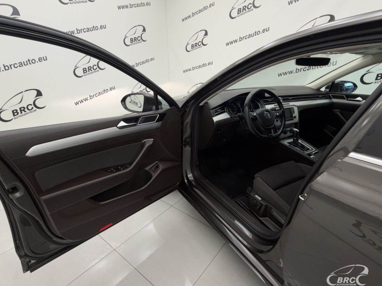 Volkswagen Passat | 19