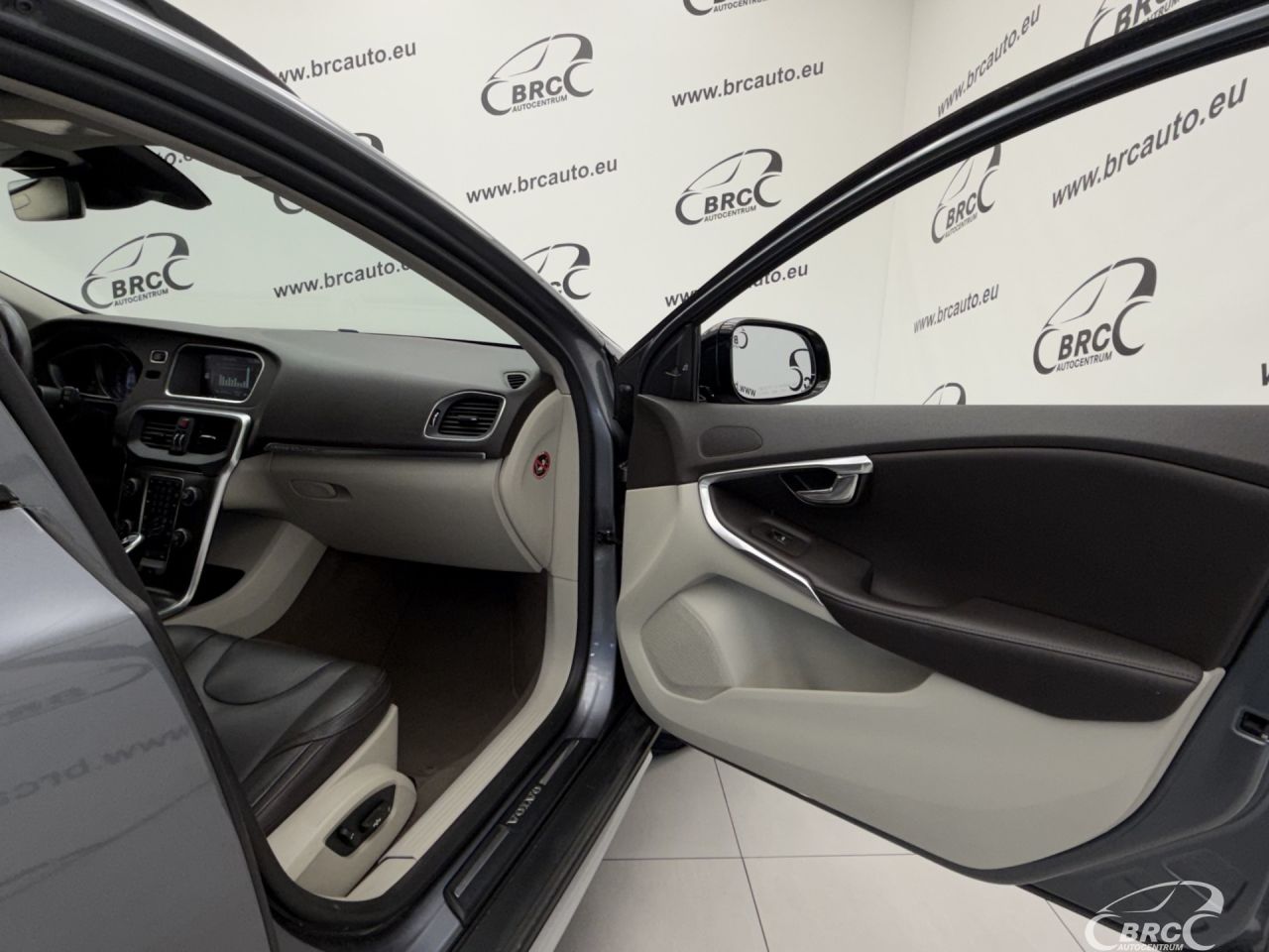 Volvo V40 | 8