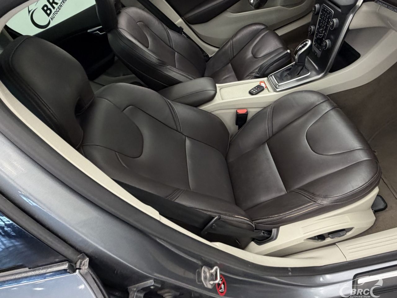Volvo V40 | 4
