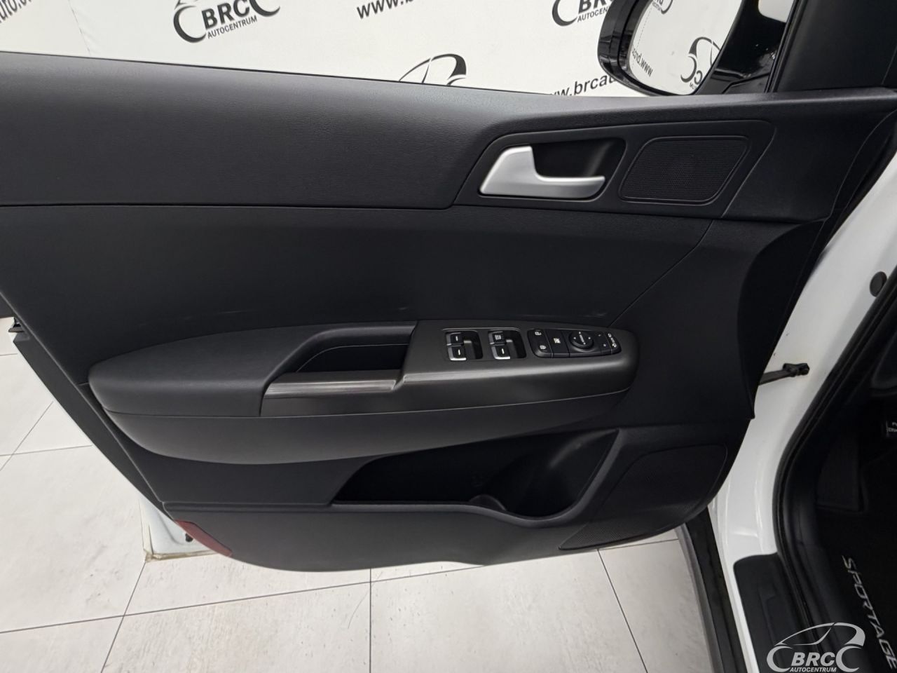 Kia Sportage | 19