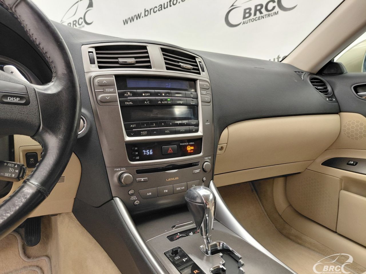 Lexus IS 250 | 10