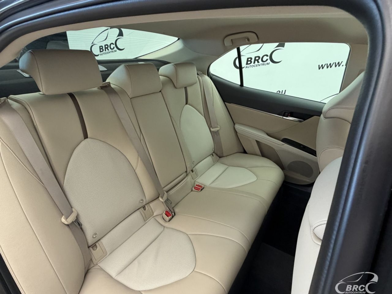 Toyota Camry | 11