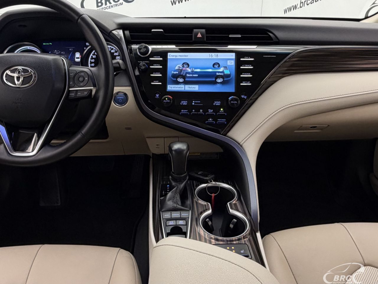 Toyota Camry | 14