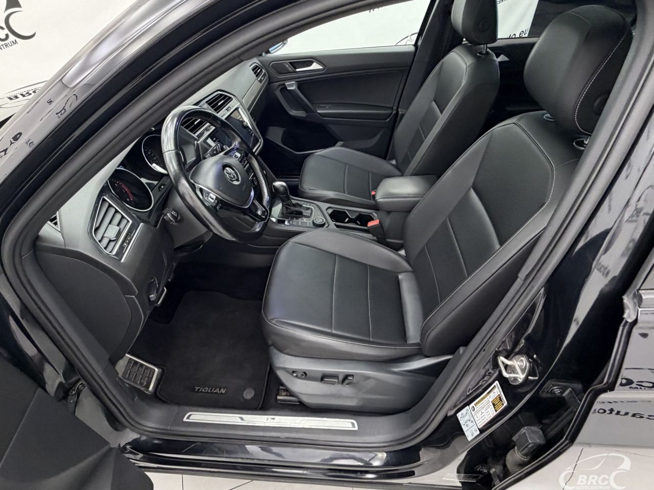 Volkswagen Tiguan | 19