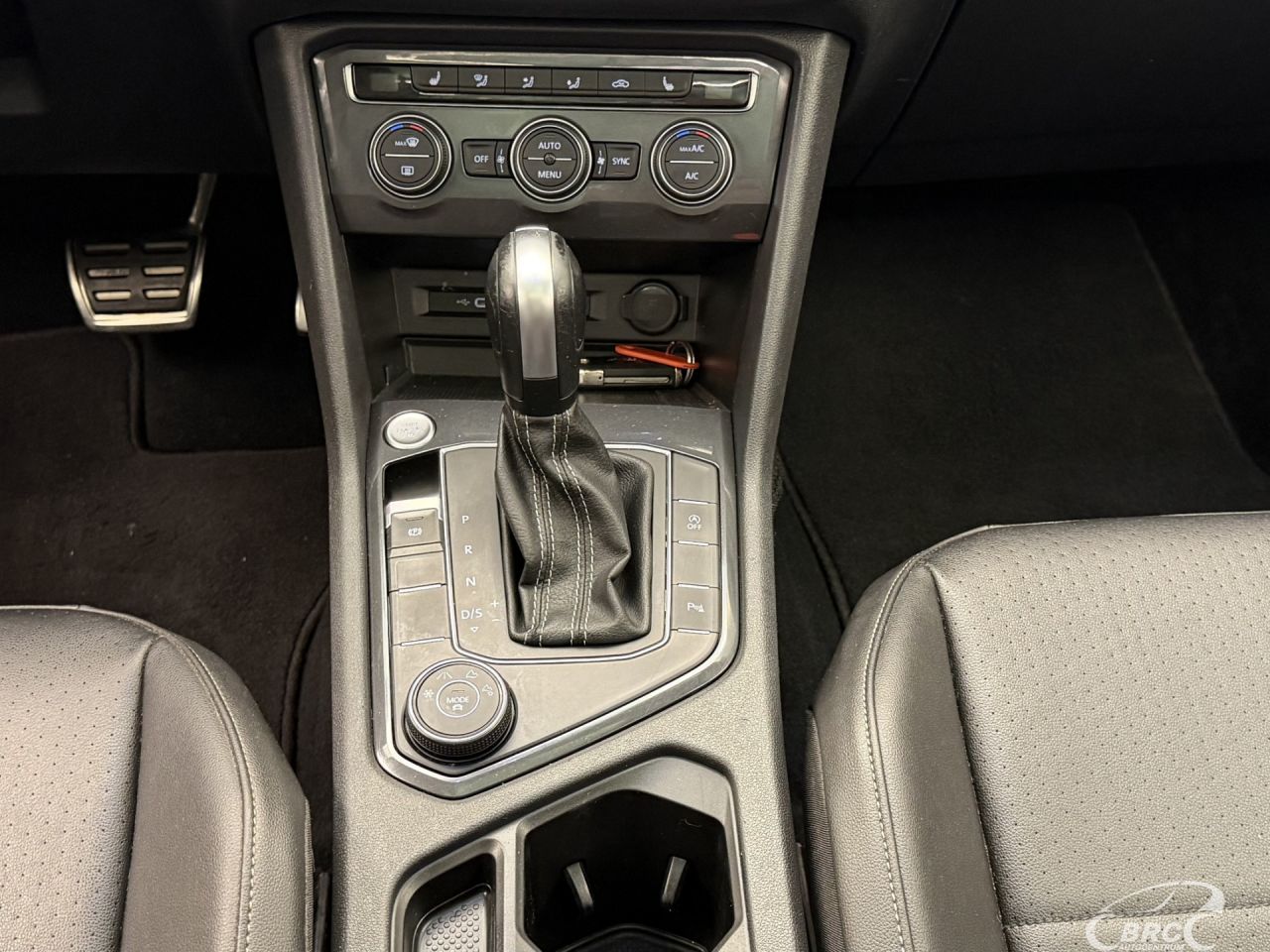 Volkswagen Tiguan | 16