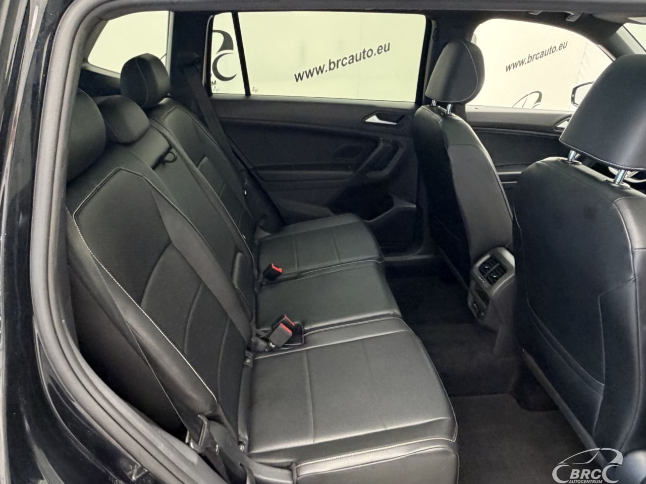 Volkswagen Tiguan | 9