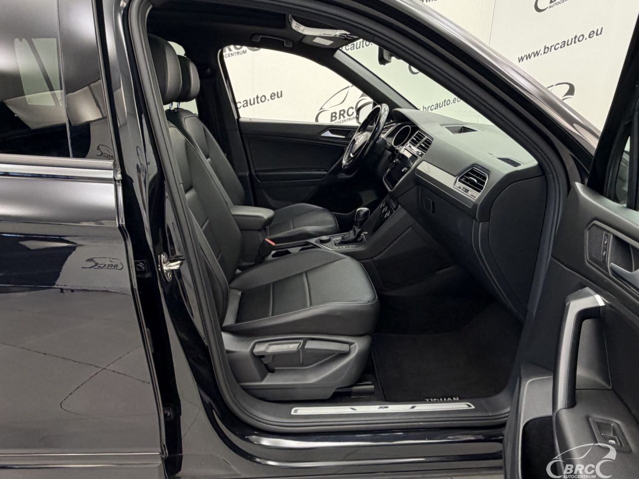 Volkswagen Tiguan | 3