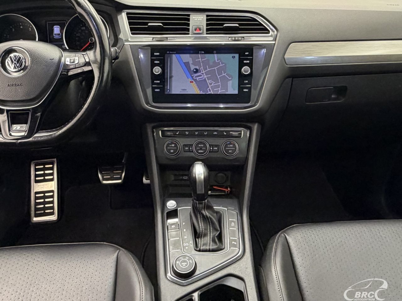 Volkswagen Tiguan | 13